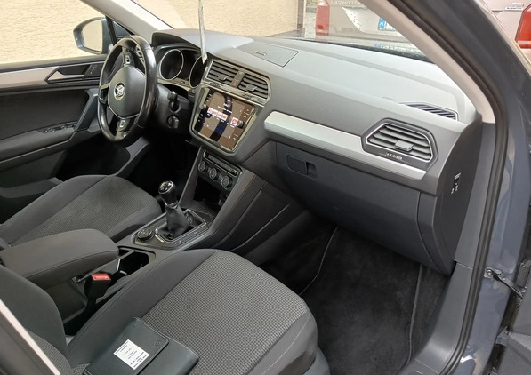 Volkswagen Tiguan cena 77900 przebieg: 232000, rok produkcji 2018 z Pilzno małe 92
